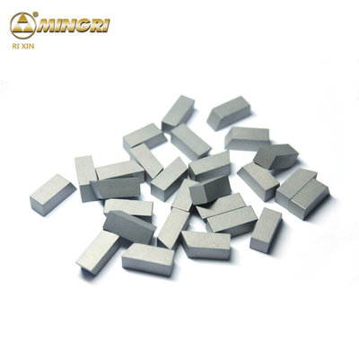 Tungsten Carbide Tips Pemotongan Carbide Saw Tips Carbide Brazed Tips