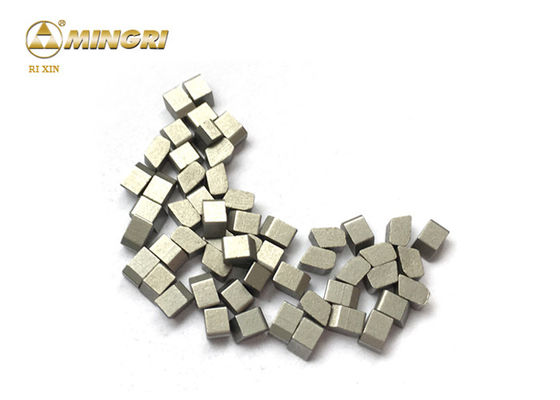 Cemented Carbide Tips / Tungsten Carbide Saw Tips Untuk Memotong Bahan Keras Kayu