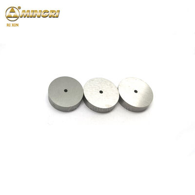 Presisi Tinggi OEM Tungsten Carbide Cold Heading Die Screw Forming Mould Bersertifikat ISO9001:2008