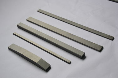 Berbagai Cemented Tungsten Carbide Strips memotong kayu dan logam
