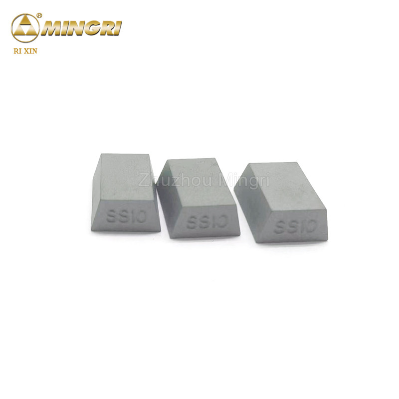 Tips gergaji karbida tungsten kekerasan tinggi untuk memotong batu berat unit yang baik dan dimensi presisi