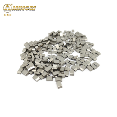 Ujung mata gergaji gergaji tungsten karbida K10 YG6X untuk memotong kayu